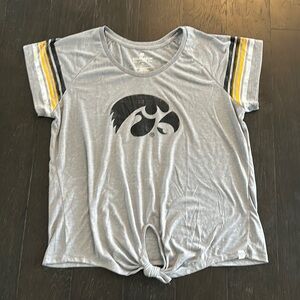 Iowa Hawkeye detail shirt - never worn. A little oversized, light, & soft!